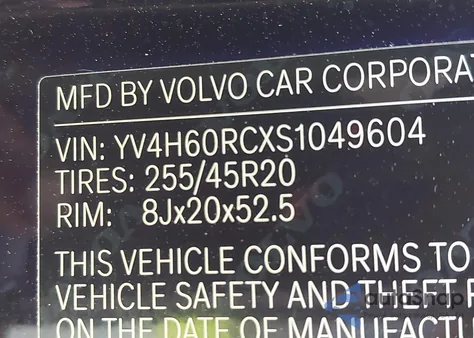 2025 Volvo Xc60 Plug-In Hybrid T8 Plus из США, поврежденный, VIN YV4H60RCXS1049604